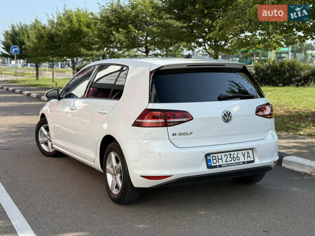 Белый Фольксваген e-Golf, объемом двигателя 0 л и пробегом 95 тыс. км за 9500 $, фото 8 на Automoto.ua