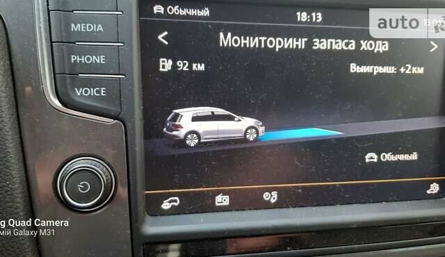 Белый Фольксваген e-Golf, объемом двигателя 0 л и пробегом 107 тыс. км за 8800 $, фото 50 на Automoto.ua