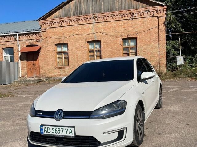 Білий Фольксваген e-Golf, об'ємом двигуна 0 л та пробігом 103 тис. км за 7999 $, фото 11 на Automoto.ua