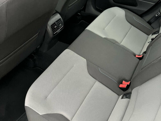 Білий Фольксваген e-Golf, об'ємом двигуна 0 л та пробігом 126 тис. км за 8550 $, фото 26 на Automoto.ua
