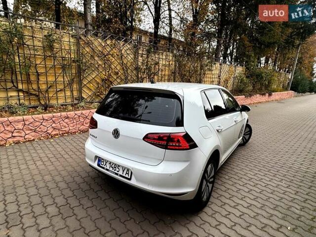 Белый Фольксваген e-Golf, объемом двигателя 0 л и пробегом 121 тыс. км за 8500 $, фото 9 на Automoto.ua