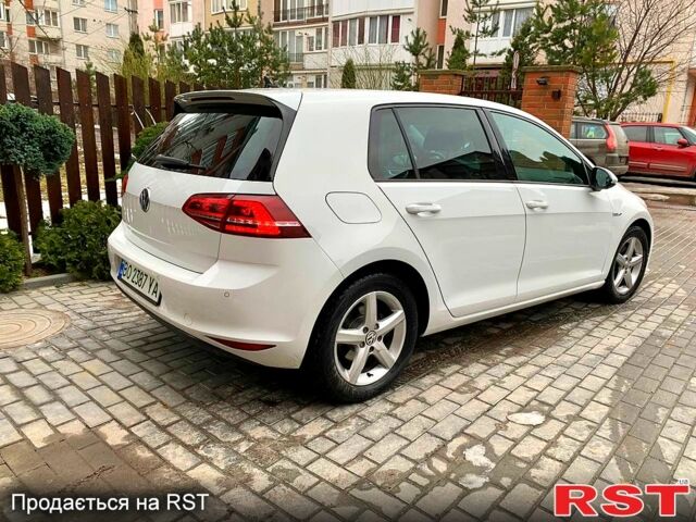 Белый Фольксваген e-Golf, объемом двигателя 0 л и пробегом 120 тыс. км за 11200 $, фото 2 на Automoto.ua