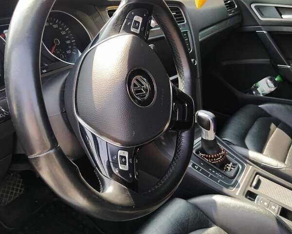 Білий Фольксваген e-Golf, об'ємом двигуна 0 л та пробігом 138 тис. км за 7900 $, фото 30 на Automoto.ua