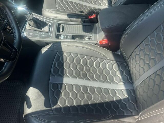 Білий Фольксваген e-Golf, об'ємом двигуна 0 л та пробігом 120 тис. км за 8800 $, фото 5 на Automoto.ua