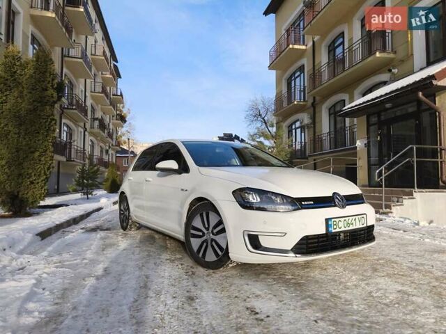 Білий Фольксваген e-Golf, об'ємом двигуна 0 л та пробігом 131 тис. км за 8999 $, фото 9 на Automoto.ua