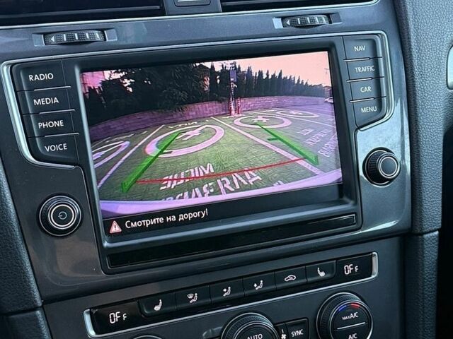 Білий Фольксваген e-Golf, об'ємом двигуна 0 л та пробігом 136 тис. км за 8600 $, фото 13 на Automoto.ua