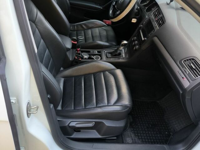 Білий Фольксваген e-Golf, об'ємом двигуна 0 л та пробігом 165 тис. км за 8500 $, фото 5 на Automoto.ua