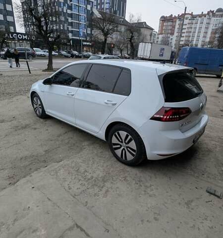Белый Фольксваген e-Golf, объемом двигателя 0 л и пробегом 192 тыс. км за 7550 $, фото 27 на Automoto.ua