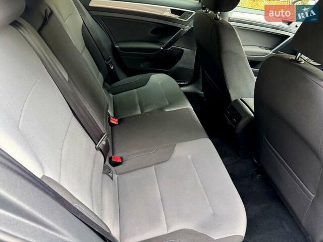 Белый Фольксваген e-Golf, объемом двигателя 0 л и пробегом 121 тыс. км за 8500 $, фото 15 на Automoto.ua