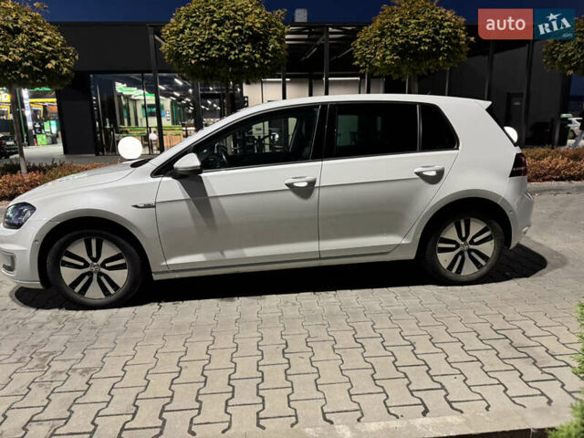 Белый Фольксваген e-Golf, объемом двигателя 0 л и пробегом 169 тыс. км за 8400 $, фото 14 на Automoto.ua