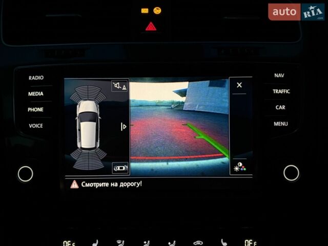 Белый Фольксваген e-Golf, объемом двигателя 0 л и пробегом 183 тыс. км за 8390 $, фото 23 на Automoto.ua