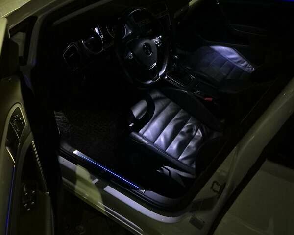 Білий Фольксваген e-Golf, об'ємом двигуна 0 л та пробігом 162 тис. км за 9499 $, фото 39 на Automoto.ua