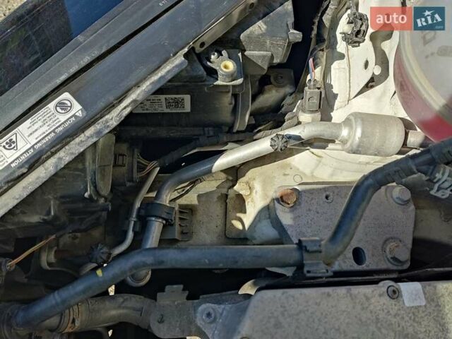 Белый Фольксваген e-Golf, объемом двигателя 0 л и пробегом 142 тыс. км за 9700 $, фото 18 на Automoto.ua