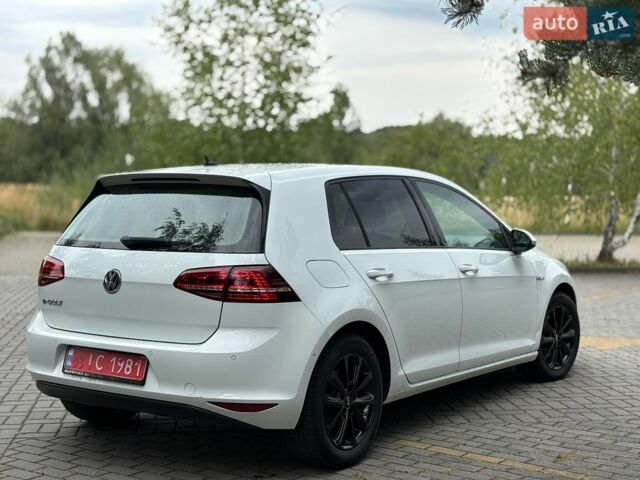 Білий Фольксваген e-Golf, об'ємом двигуна 0 л та пробігом 138 тис. км за 8200 $, фото 7 на Automoto.ua