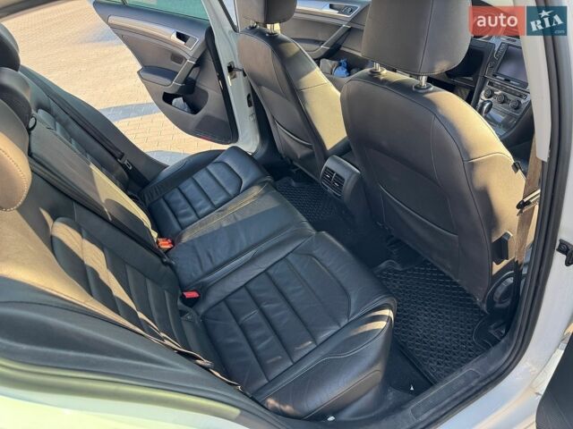 Білий Фольксваген e-Golf, об'ємом двигуна 0 л та пробігом 189 тис. км за 7700 $, фото 10 на Automoto.ua