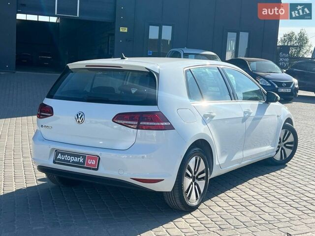 Білий Фольксваген e-Golf, об'ємом двигуна 0 л та пробігом 152 тис. км за 10390 $, фото 6 на Automoto.ua
