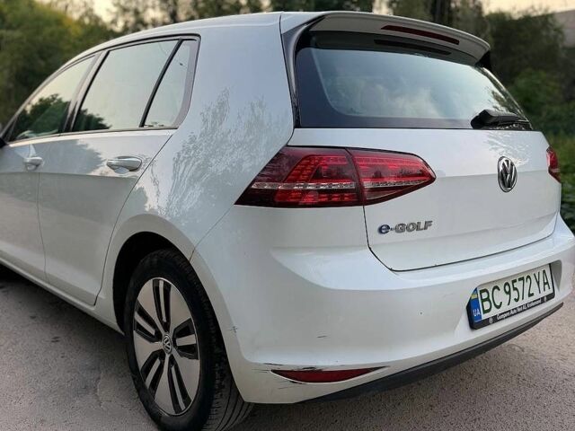 Белый Фольксваген e-Golf, объемом двигателя 0 л и пробегом 165 тыс. км за 7500 $, фото 4 на Automoto.ua