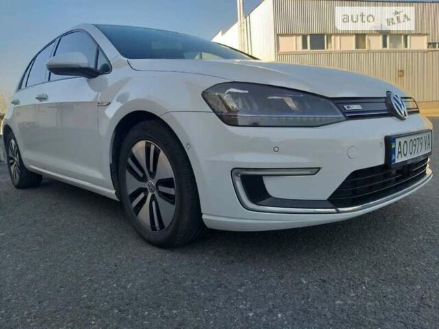 Білий Фольксваген e-Golf, об'ємом двигуна 0 л та пробігом 139 тис. км за 12800 $, фото 8 на Automoto.ua