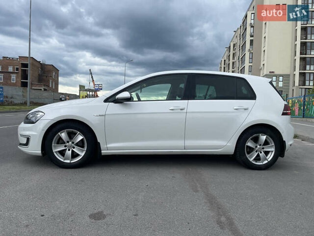 Белый Фольксваген e-Golf, объемом двигателя 0 л и пробегом 92 тыс. км за 9500 $, фото 10 на Automoto.ua