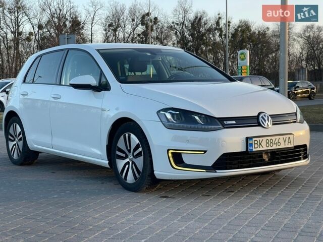 Белый Фольксваген e-Golf, объемом двигателя 0 л и пробегом 171 тыс. км за 7300 $, фото 5 на Automoto.ua