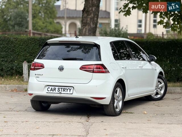 Білий Фольксваген e-Golf, об'ємом двигуна 0 л та пробігом 153 тис. км за 7999 $, фото 3 на Automoto.ua