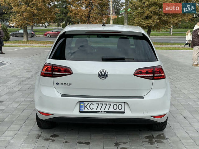 Белый Фольксваген e-Golf, объемом двигателя 0 л и пробегом 154 тыс. км за 9200 $, фото 4 на Automoto.ua