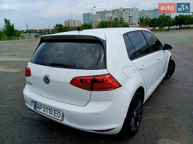 Белый Фольксваген e-Golf, объемом двигателя 0 л и пробегом 120 тыс. км за 9500 $, фото 1 на Automoto.ua