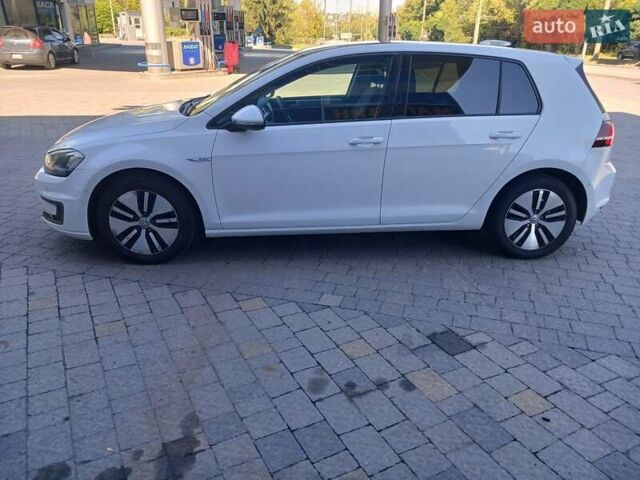Білий Фольксваген e-Golf, об'ємом двигуна 0 л та пробігом 151 тис. км за 9100 $, фото 1 на Automoto.ua