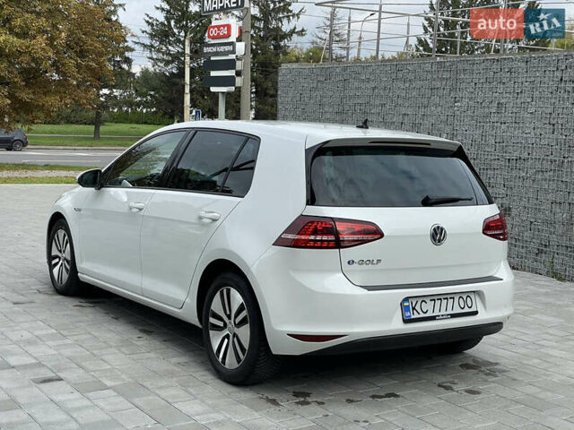 Белый Фольксваген e-Golf, объемом двигателя 0 л и пробегом 154 тыс. км за 9200 $, фото 3 на Automoto.ua