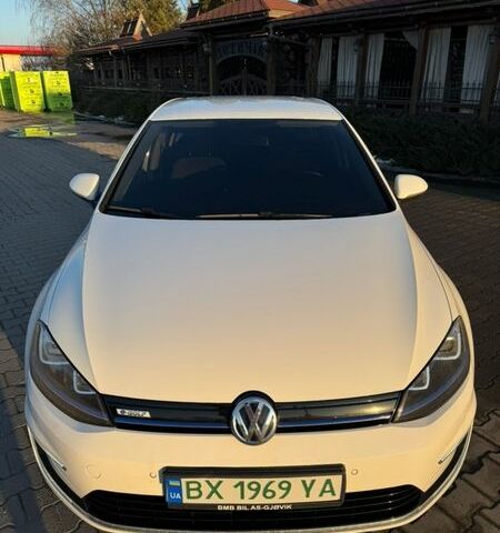 Білий Фольксваген e-Golf, об'ємом двигуна 0 л та пробігом 141 тис. км за 7600 $, фото 8 на Automoto.ua
