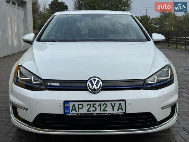 Білий Фольксваген e-Golf, об'ємом двигуна 0 л та пробігом 126 тис. км за 8000 $, фото 1 на Automoto.ua