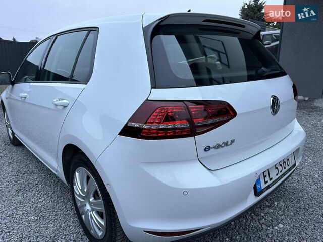 Белый Фольксваген e-Golf, объемом двигателя 0 л и пробегом 161 тыс. км за 7750 $, фото 3 на Automoto.ua