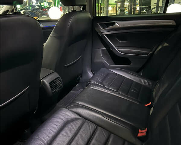 Белый Фольксваген e-Golf, объемом двигателя 0 л и пробегом 169 тыс. км за 8400 $, фото 30 на Automoto.ua