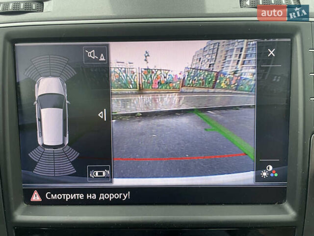 Белый Фольксваген e-Golf, объемом двигателя 0 л и пробегом 92 тыс. км за 9500 $, фото 49 на Automoto.ua