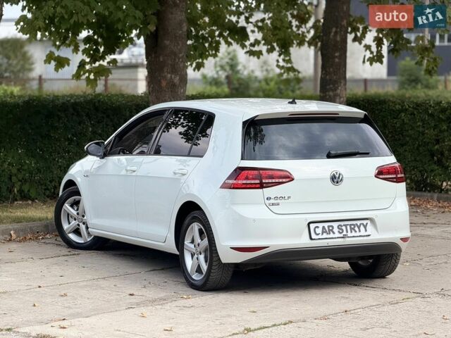 Білий Фольксваген e-Golf, об'ємом двигуна 0 л та пробігом 153 тис. км за 7999 $, фото 2 на Automoto.ua