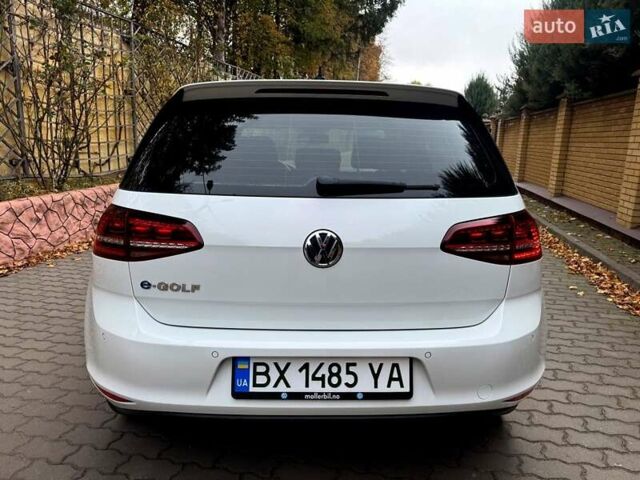 Белый Фольксваген e-Golf, объемом двигателя 0 л и пробегом 121 тыс. км за 8500 $, фото 11 на Automoto.ua