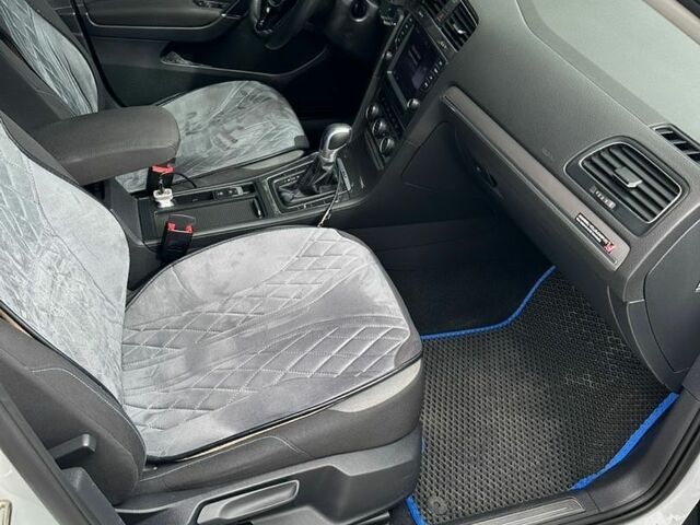 Білий Фольксваген e-Golf, об'ємом двигуна 0 л та пробігом 190 тис. км за 7999 $, фото 12 на Automoto.ua