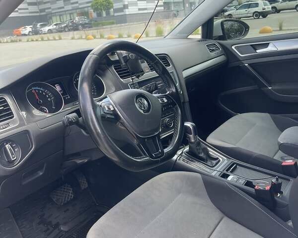 Белый Фольксваген e-Golf, объемом двигателя 0 л и пробегом 205 тыс. км за 8700 $, фото 5 на Automoto.ua