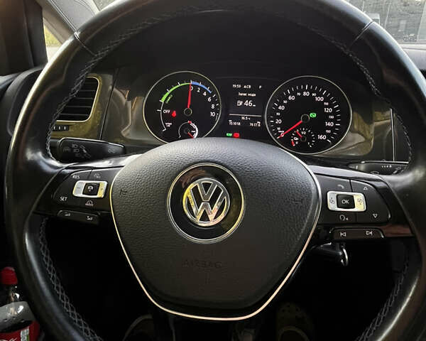 Белый Фольксваген e-Golf, объемом двигателя 0 л и пробегом 151 тыс. км за 8100 $, фото 28 на Automoto.ua