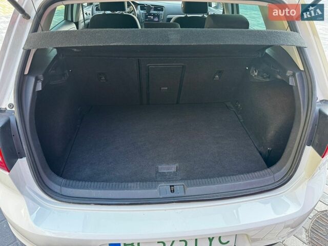 Білий Фольксваген e-Golf, об'ємом двигуна 0 л та пробігом 126 тис. км за 6999 $, фото 10 на Automoto.ua