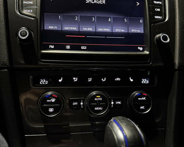 Белый Фольксваген e-Golf, объемом двигателя 0 л и пробегом 169 тыс. км за 8400 $, фото 28 на Automoto.ua