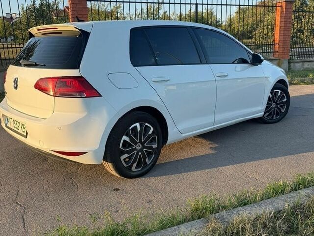 Белый Фольксваген e-Golf, объемом двигателя 0 л и пробегом 130 тыс. км за 8700 $, фото 9 на Automoto.ua