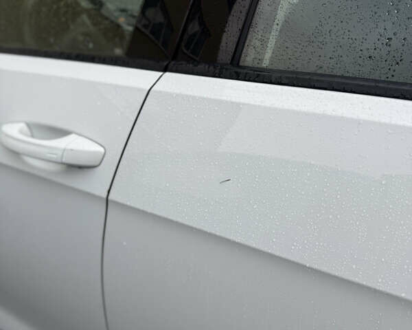 Белый Фольксваген e-Golf, объемом двигателя 0 л и пробегом 68 тыс. км за 6600 $, фото 12 на Automoto.ua