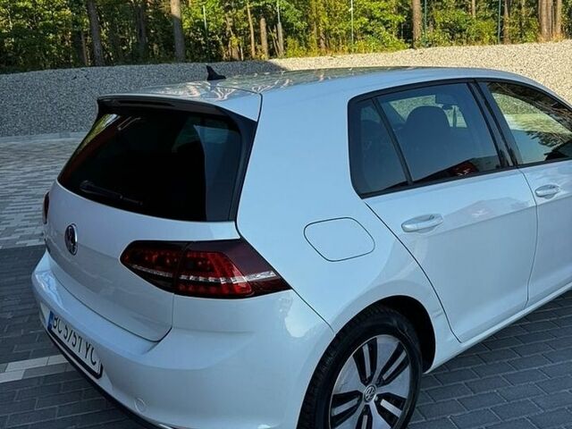 Білий Фольксваген e-Golf, об'ємом двигуна 0 л та пробігом 126 тис. км за 6999 $, фото 5 на Automoto.ua