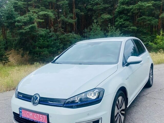Білий Фольксваген e-Golf, об'ємом двигуна 0 л та пробігом 132 тис. км за 9500 $, фото 9 на Automoto.ua