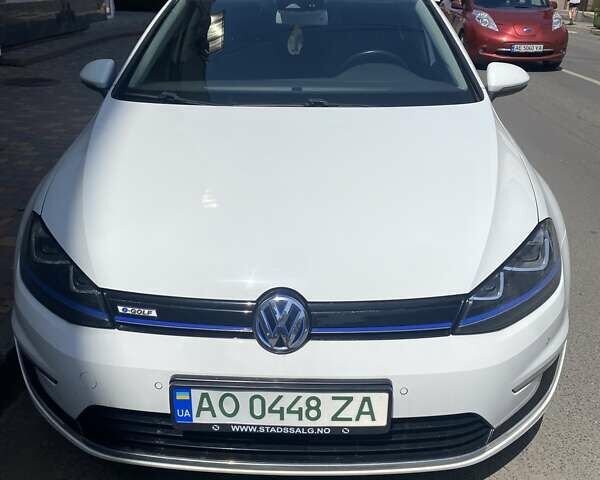 Білий Фольксваген e-Golf, об'ємом двигуна 0 л та пробігом 113 тис. км за 8900 $, фото 2 на Automoto.ua