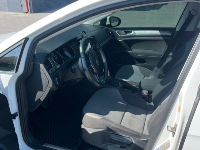 Білий Фольксваген e-Golf, об'ємом двигуна 0 л та пробігом 138 тис. км за 8450 $, фото 16 на Automoto.ua