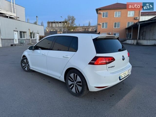 Білий Фольксваген e-Golf, об'ємом двигуна 0 л та пробігом 175 тис. км за 8750 $, фото 4 на Automoto.ua