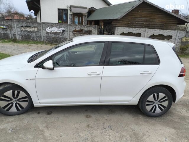 Білий Фольксваген e-Golf, об'ємом двигуна 0 л та пробігом 109 тис. км за 8700 $, фото 7 на Automoto.ua