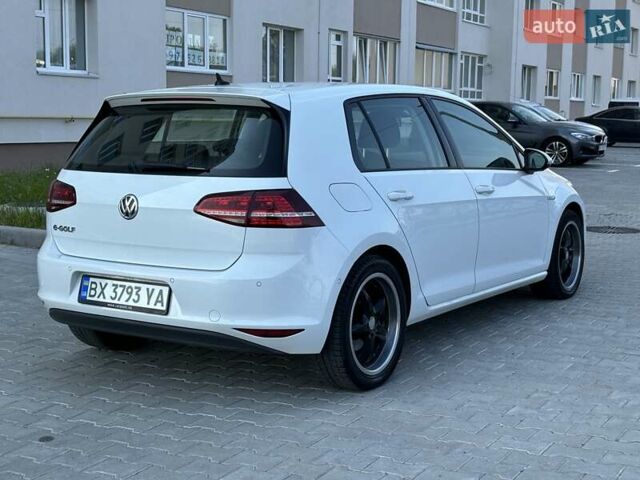Білий Фольксваген e-Golf, об'ємом двигуна 0 л та пробігом 96 тис. км за 8755 $, фото 1 на Automoto.ua